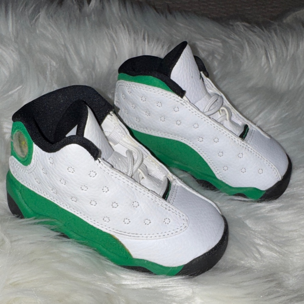 Jordan 13 Baby Toddler 6c White and Green Sneakers